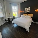 Good Hotels Boston