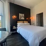 Good Hotels Boston